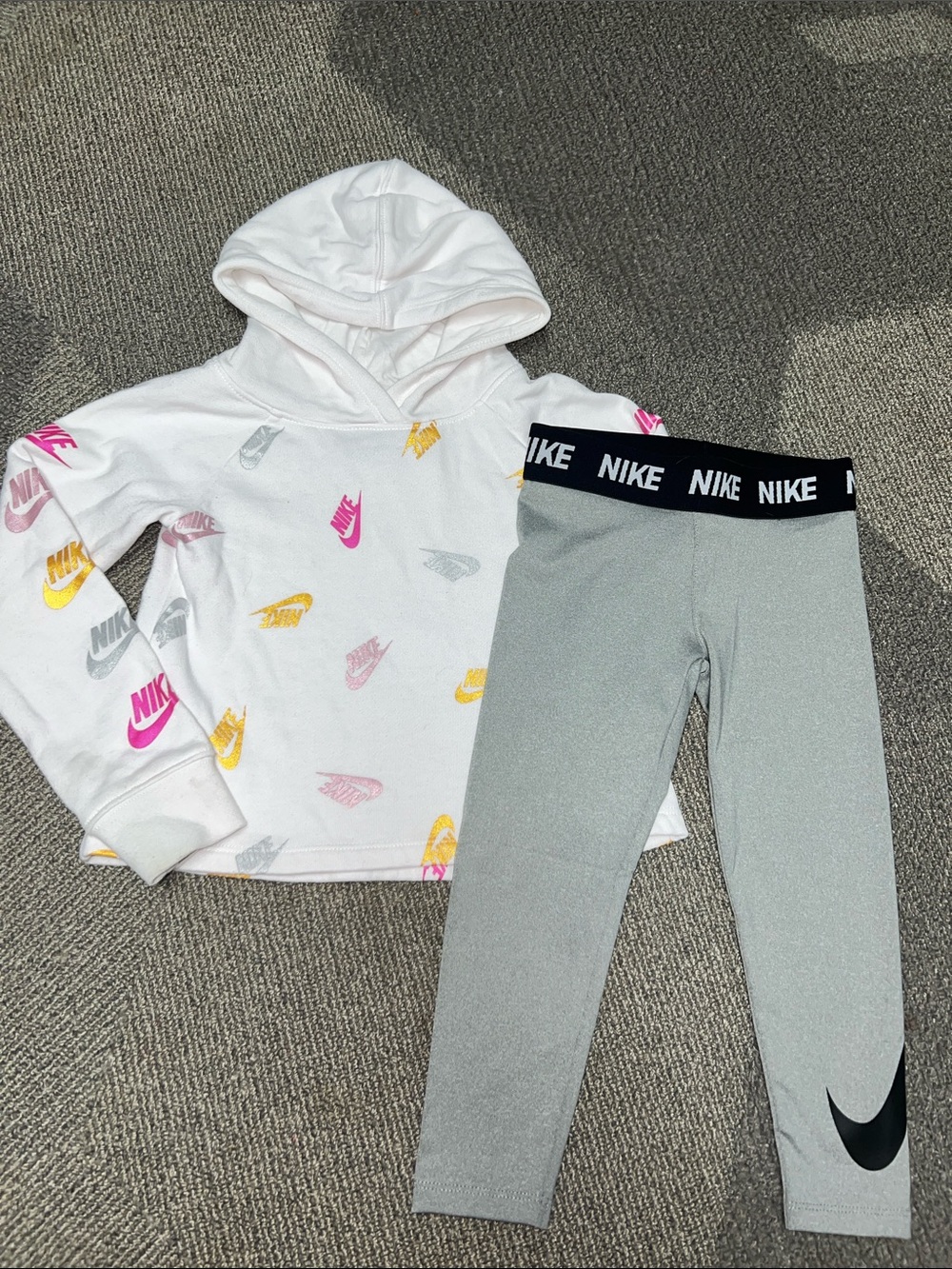 NIKE Girls Hoodie and Gray Leggings size 4